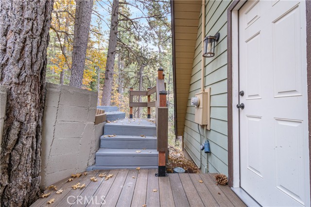 Detail Gallery Image 10 of 71 For 32703 Tulip Lane, Arrowbear,  CA 92382 - 2 Beds | 1 Baths