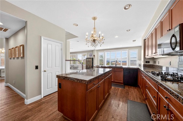 Detail Gallery Image 23 of 63 For 26227 Bay Fig, Murrieta,  CA 92562 - 5 Beds | 3 Baths