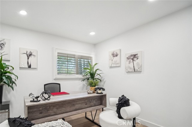 19040 Celtic Street, Porter Ranch CA: https://media.crmls.org/medias/f5fb55c9-a6eb-45c9-af2d-0ea69ae92ff0.jpg