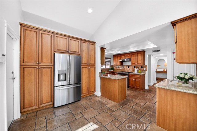 Detail Gallery Image 38 of 74 For 9440 Friendly Woods, Whittier,  CA 90605 - 3 Beds | 3 Baths