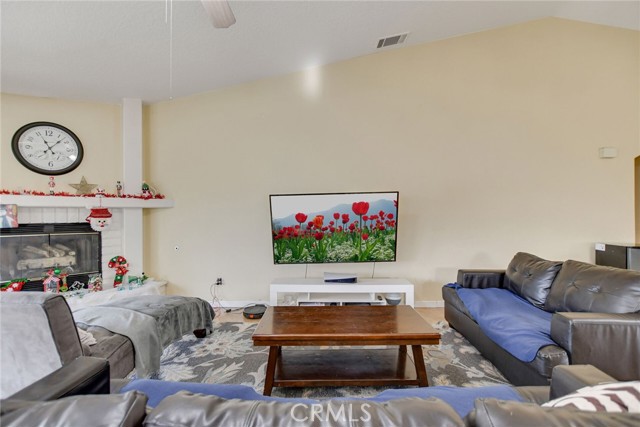 Detail Gallery Image 22 of 50 For 12794 Rain Shadow, Victorville,  CA 92395 - 3 Beds | 2 Baths