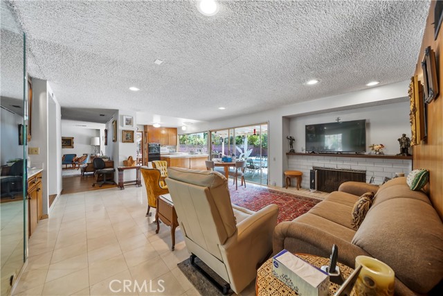 5 Bed Home for Sale in Hollywood Hills, California