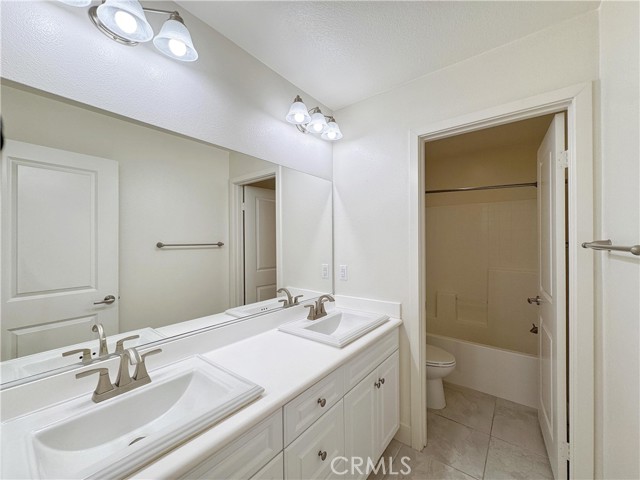 Detail Gallery Image 32 of 42 For 12827 Meridian St, Corona,  CA 92880 - 4 Beds | 3 Baths