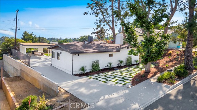 13869 Tucker Avenue photo 4