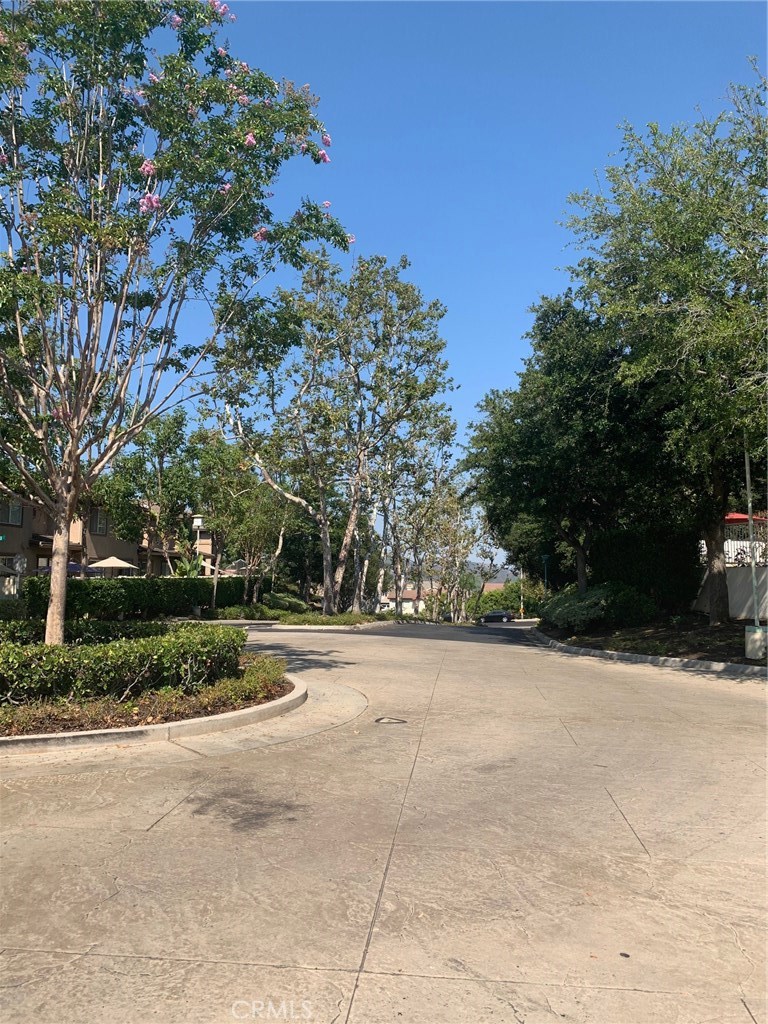 MLS #OC25267528 image #32