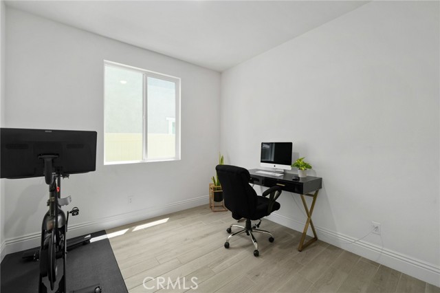24205 Selwood Drive, Corona CA: https://media.crmls.org/medias/f5fd75c2-ddc0-4832-baf6-052c84bab817.jpg