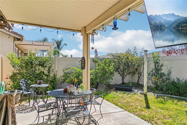 Detail Gallery Image 17 of 22 For 1471 Hunter Moon Way, Beaumont,  CA 92223 - 4 Beds | 2 Baths