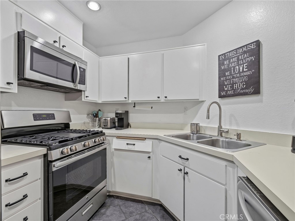 MLS #SR25276048 image #6