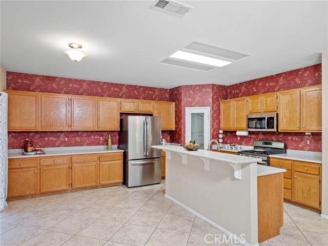 Detail Gallery Image 12 of 48 For 13752 Dodie Ave, Victorville,  CA 92392 - 4 Beds | 3/1 Baths