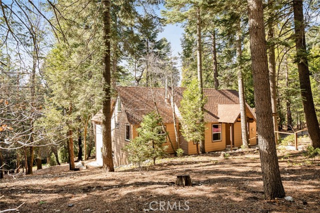 Detail Gallery Image 31 of 34 For 954 Crest Estates, Lake Arrowhead,  CA 92352 - 3 Beds | 2 Baths