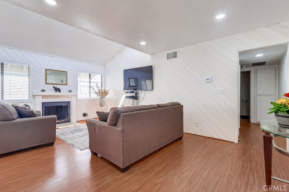 MLS #GD25190752 image #9