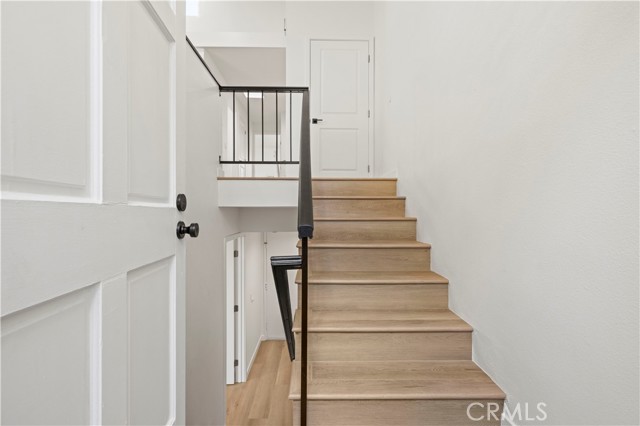 11107 Arminta Street, Sun Valley CA: https://media.crmls.org/medias/f602b3fe-85c1-4df3-ab3c-909023e15e53.jpg