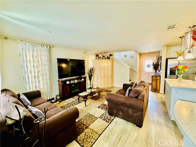 Detail Gallery Image 13 of 21 For 516 Playa Cir, Paso Robles,  CA 93446 - 4 Beds | 2/1 Baths
