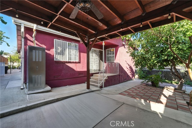 2718 E 7th Street, Los Angeles CA: https://media.crmls.org/medias/f603f691-4473-4ea8-963c-642c609ff462.jpg
