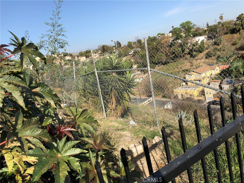 1001 N Eastman, City Terrace, CA 90063