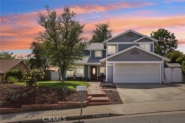 Detail Gallery Image 1 of 47 For 27959 Palmetto Ridge Dr, Valencia,  CA 91354 - 4 Beds | 2/1 Baths