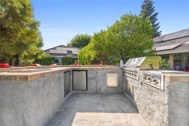 Detail Gallery Image 63 of 72 For 8905 Saint Cloud Ln, Bakersfield,  CA 93311 - 4 Beds | 4/1 Baths