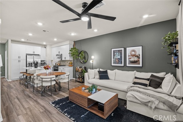 1752 Cayton Loop, West Covina CA: https://media.crmls.org/medias/f606c6b5-97b2-4f93-839f-79b345a8be3c.jpg