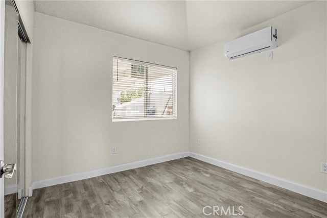 Detail Gallery Image 7 of 10 For 11608 Paso Robles Ave, Granada Hills,  CA 91344 - 1 Beds | 1 Baths