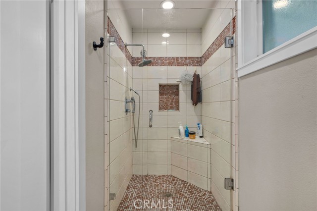 Image 22 of 51 For 8940 Running Gun