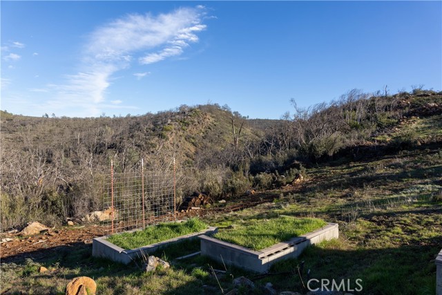 21541 Yankee Valley Road, Hidden Valley Lake CA: https://media.crmls.org/medias/f6076f2e-cec8-4fff-8254-91489b1dd610.jpg
