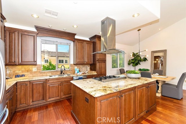 2409 Rockefeller Lane, Redondo Beach, California 90278, 4 Bedrooms Bedrooms, ,3 BathroomsBathrooms,Residential,Sold,Rockefeller,SB23118431