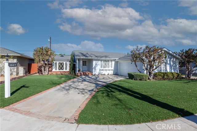 Image 3 for 1837 N College Circle, Long Beach, CA 90815