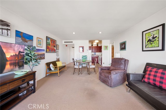 Detail Gallery Image 9 of 28 For 800 W 1st St #2602,  Los Angeles,  CA 90012 - 1 Beds | 1 Baths