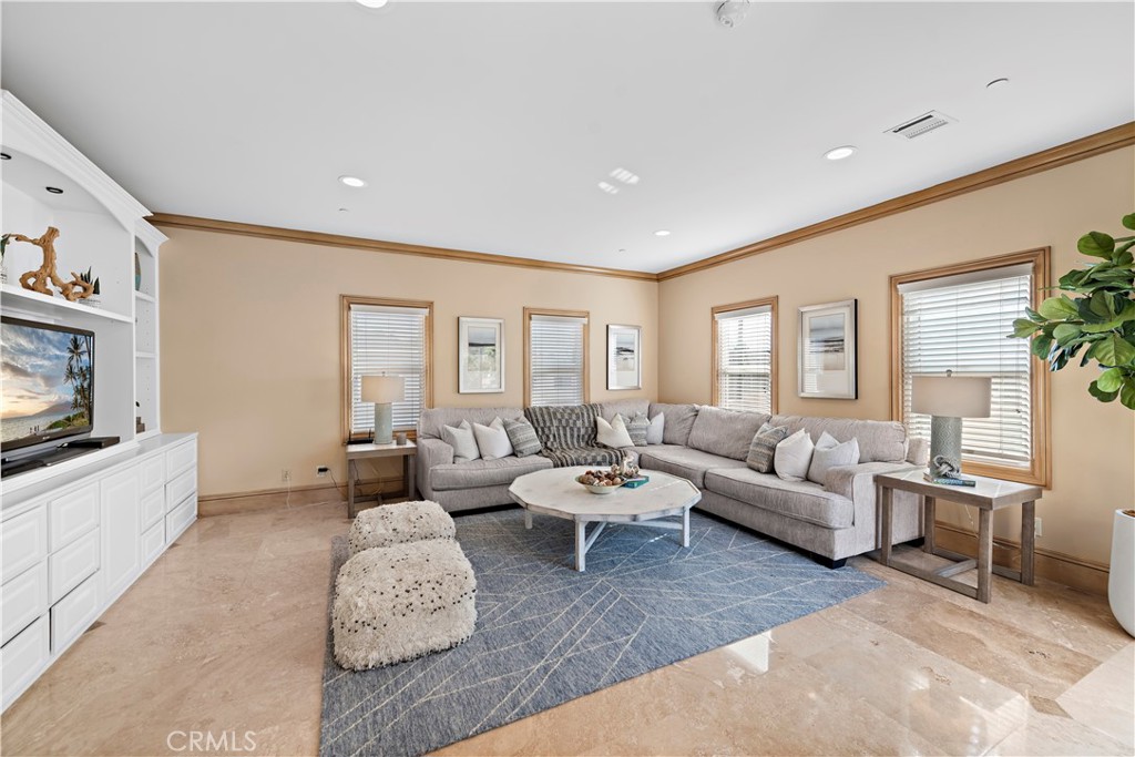 MLS #OC26159628 image #35