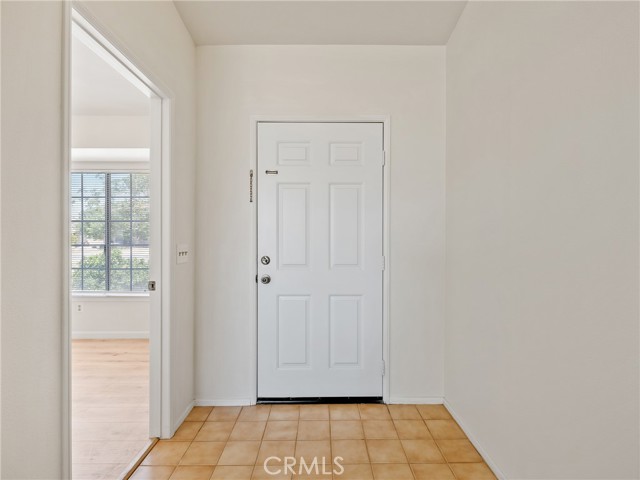 Detail Gallery Image 4 of 41 For 15464 Erie Rd, Apple Valley,  CA 92307 - 3 Beds | 2 Baths