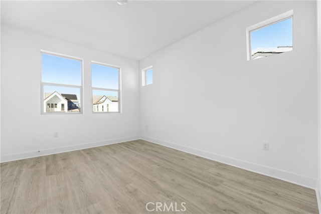 27422 Creekwood Lane, Valencia CA: https://media.crmls.org/medias/f60e05d1-0fb5-431b-80c0-ba6a2eadc4b5.jpg