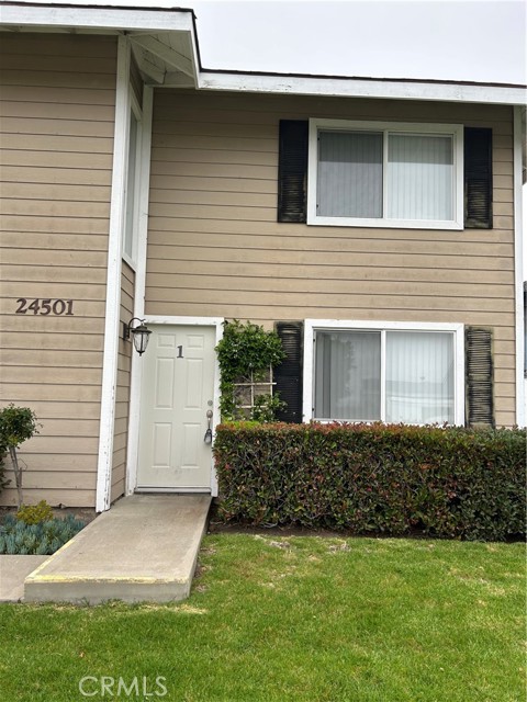 MLS# OC23092982