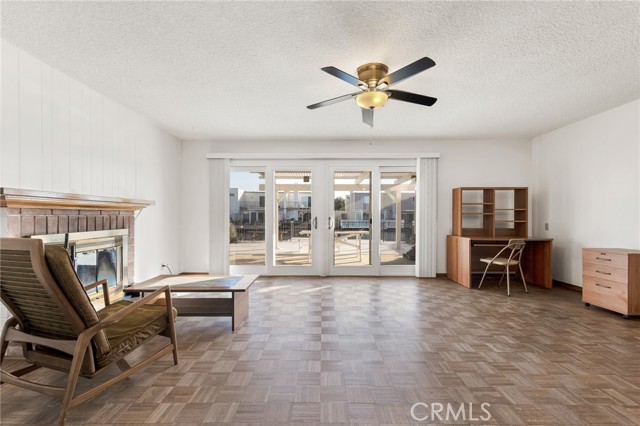 Detail Gallery Image 10 of 45 For 1654 Edgewater Ln, Camarillo,  CA 93010 - 3 Beds | 2/1 Baths