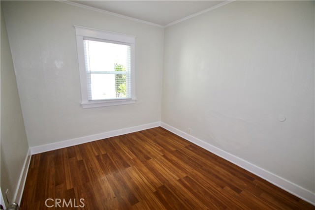 224 Pomona Avenue, Long Beach CA: https://media.crmls.org/medias/f6107b36-74aa-4131-bd3d-552c8481d653.jpg