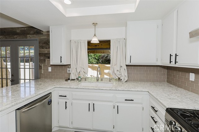 Detail Gallery Image 26 of 61 For 20055 Avenue of the Oaks #220,  Newhall,  CA 91321 - 3 Beds | 2 Baths