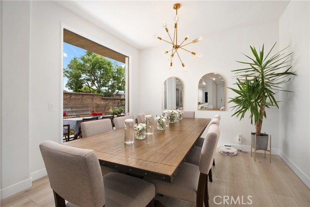 17 Crescent City, Irvine CA: https://media.crmls.org/medias/f610c95e-47d8-40e0-8b41-6c44eed85593.jpg