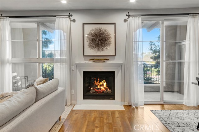 13031 Villosa Place, Playa Vista CA: https://media.crmls.org/medias/f610e6b6-55ae-41d4-954b-ca4d427277fb.jpg