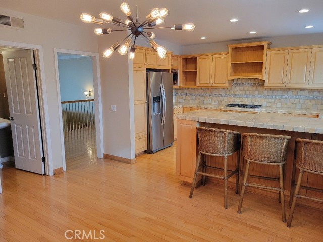 Detail Gallery Image 17 of 19 For 400 Palos Verdes, Redondo Beach,  CA 90277 - 3 Beds | 2/1 Baths