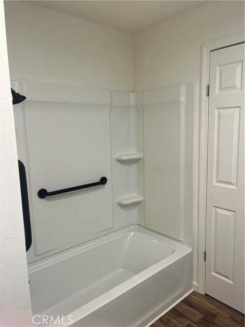 260 N Lyon ave, Hemet CA: https://media.crmls.org/medias/f6123846-3915-4b69-87ed-bd6166821bba.jpg