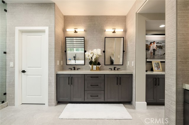 4901 Orleans Drive, Huntington Beach CA: https://media.crmls.org/medias/f612c8a6-61e1-44d7-84bb-a45dfb567f52.jpg