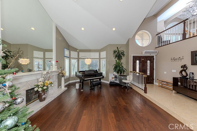 Detail Gallery Image 9 of 40 For 20475 via Infanta, Yorba Linda,  CA 92887 - 4 Beds | 3 Baths