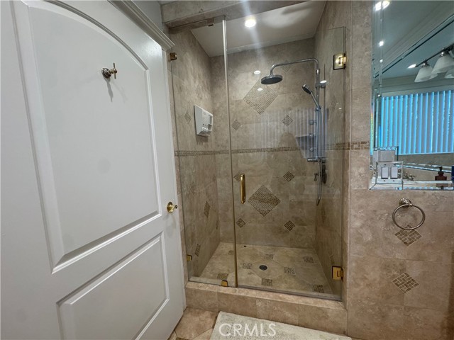 Detail Gallery Image 26 of 44 For 5092 Chimineas, Tarzana,  CA 91356 - 4 Beds | 2 Baths