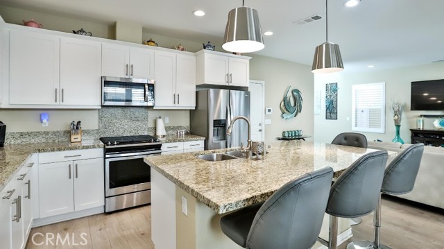 Detail Gallery Image 11 of 45 For 4693 Holly Ave, Long Beach,  CA 90805 - 3 Beds | 2/1 Baths