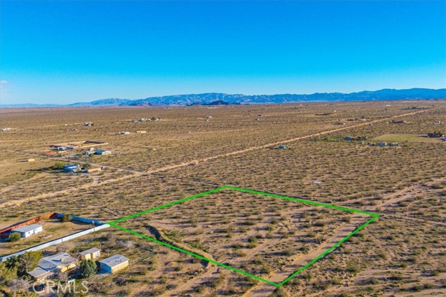 Detail Gallery Image 8 of 27 For 1234 Sun Terrace, Landers,  CA 92285 - – Beds | – Baths