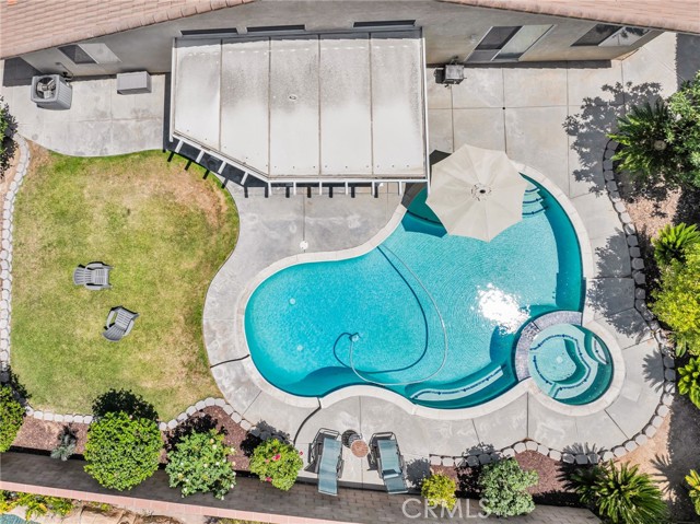 11567 Waterwell Court, Riverside CA: https://media.crmls.org/medias/f6160ea1-8b8d-4c62-8ede-85ef300440d1.jpg