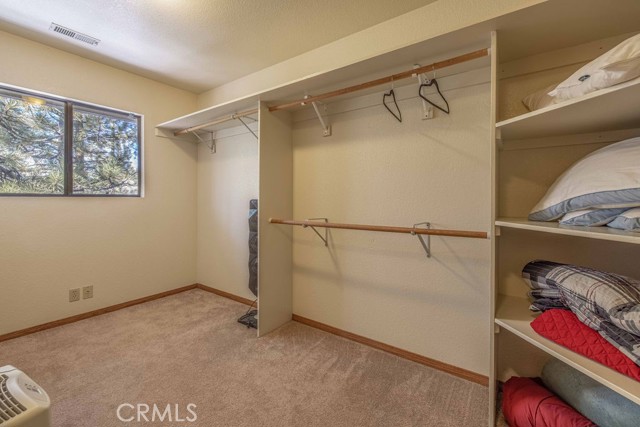 42756 Tannenbaum Platz, Big Bear Lake CA: https://media.crmls.org/medias/f616c5ee-2869-46bb-9d18-fa2595b80d3b.jpg