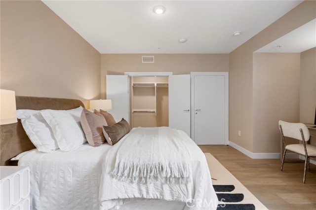 Detail Gallery Image 27 of 38 For 39 S Los Robles #5012,  Pasadena,  CA 91101 - 2 Beds | 1 Baths