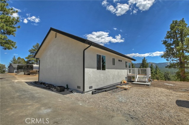 Detail Gallery Image 42 of 74 For 1101 Mound St, Big Bear City,  CA 92314 - 7 Beds | 4/2 Baths