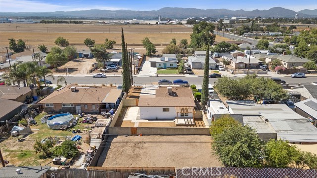 25742 7th Street, San Bernardino CA: https://media.crmls.org/medias/f617e117-3051-4404-a46b-8ce658233d7c.jpg
