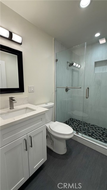 Detail Gallery Image 10 of 16 For 6203 Goodland Ave, Valley Glen,  CA 91606 - 3 Beds | 2 Baths